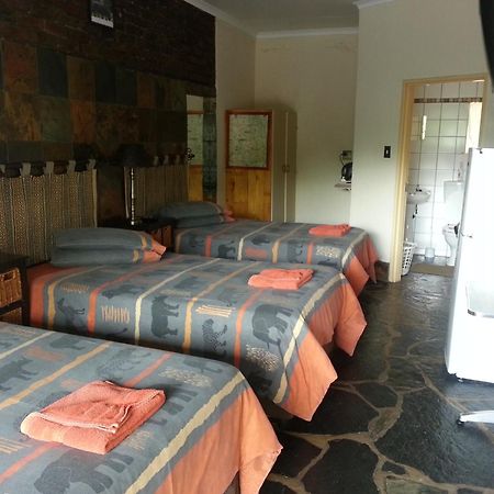 Ingwe Guesthouse Mbombela Buitenkant foto