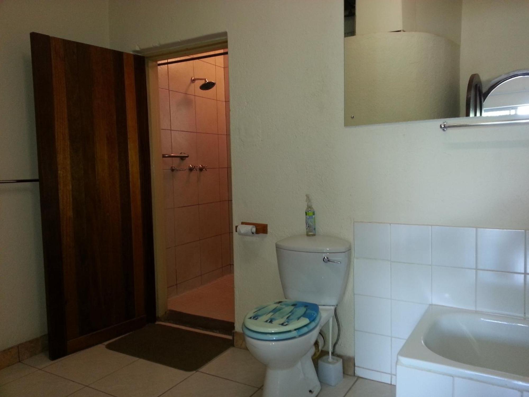 Ingwe Guesthouse Mbombela Buitenkant foto