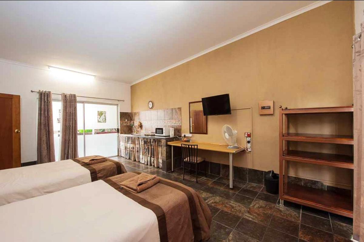 Ingwe Guesthouse Mbombela Buitenkant foto